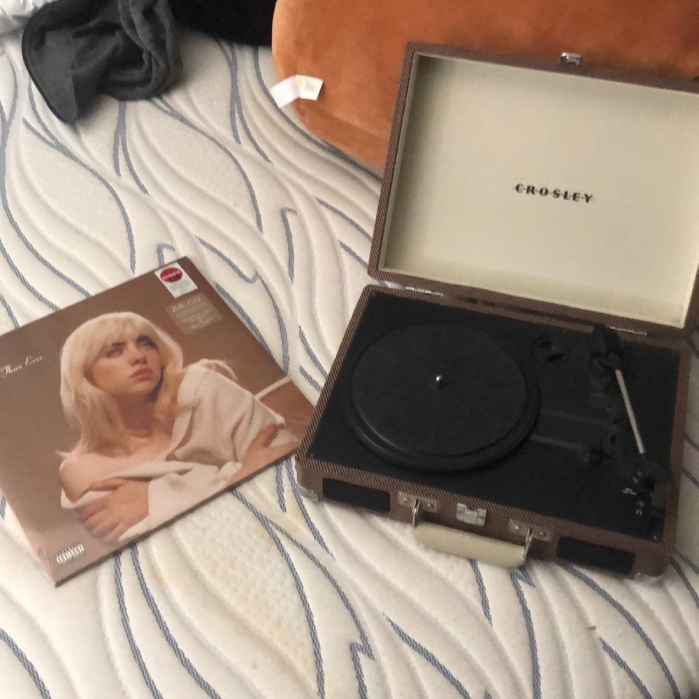 Record player + Billie Eilish record